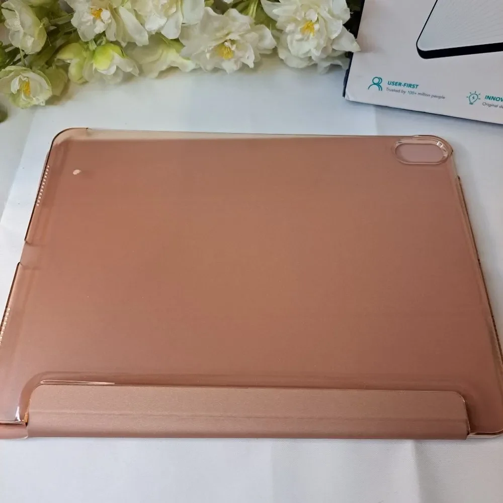 ESR PROTECTIVE TABLET CASE NWOT